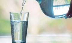晨起喝一杯温开水有什么好处,有助于改善血液循环